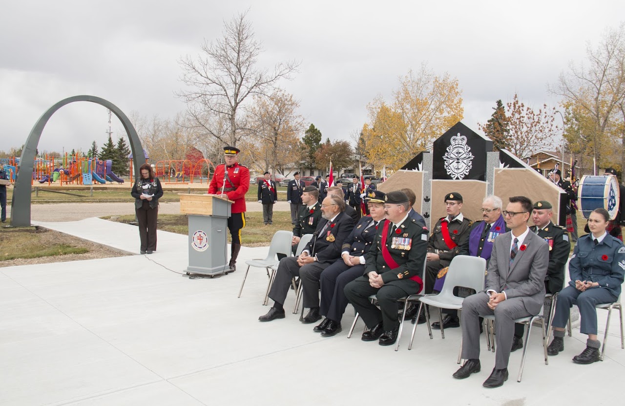 Arch, unvelling ceremony