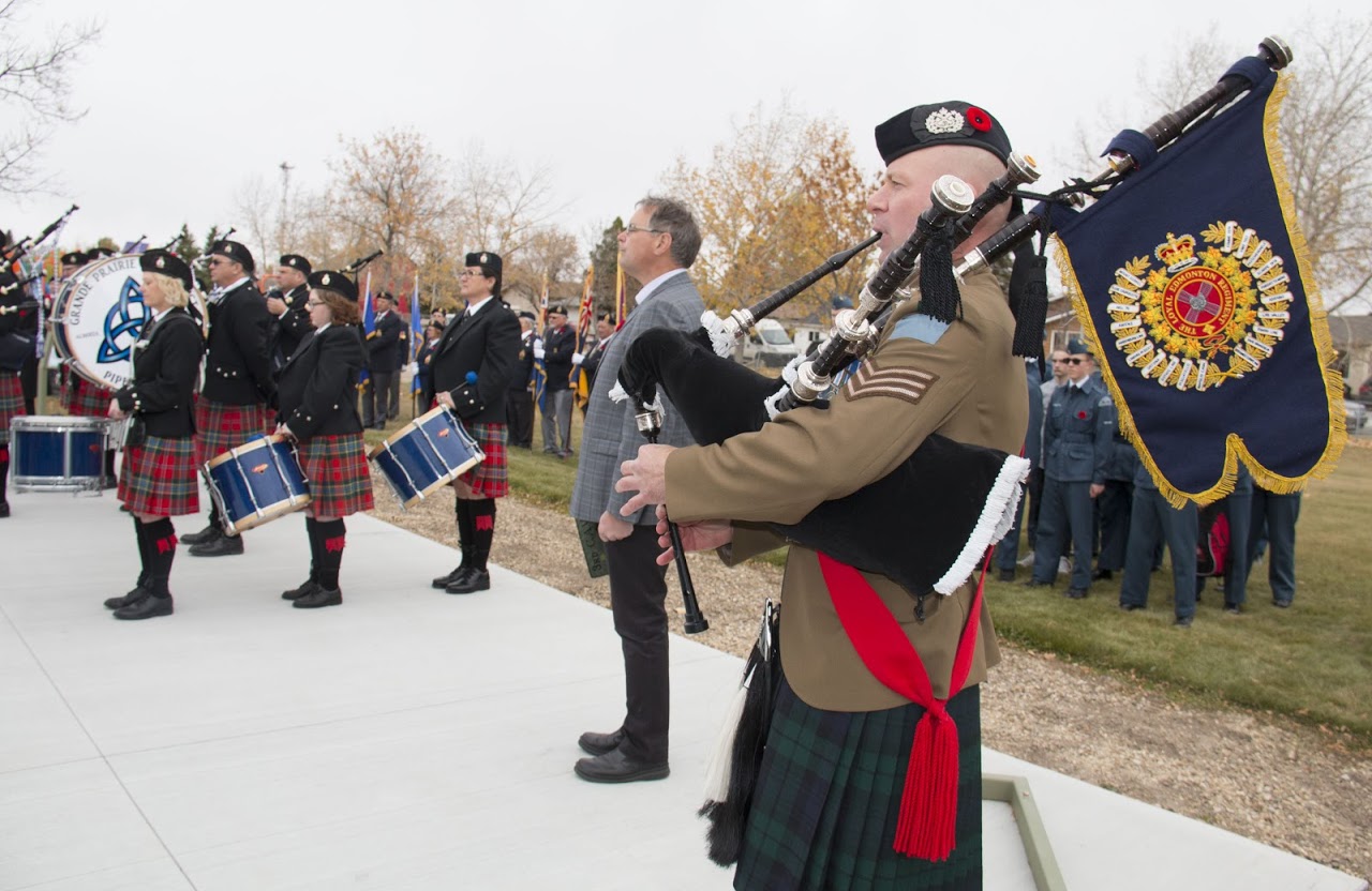 Army band, aegpiper